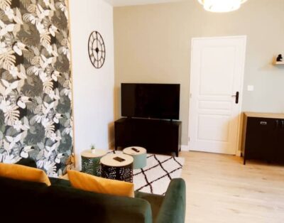 ★Cosy House ★Terrace★ Free parking★ FIBER